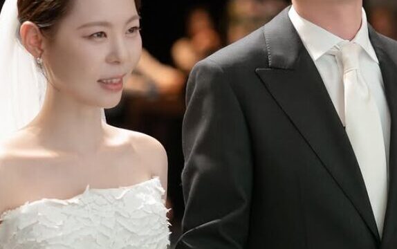 『나는솔로』 28기 영자♥영철, 또 이혼설 부상… SNS 사진 삭제에 팬들 '술렁'