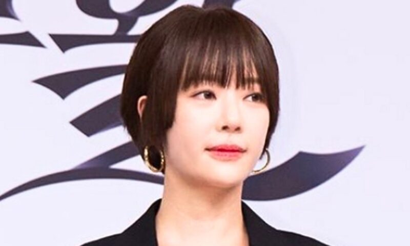 ファン・ジョンウム、涙の連続…結局「2週間中断」