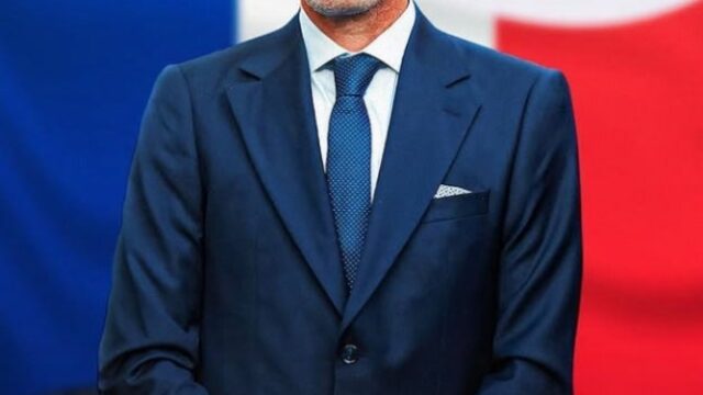 ジダン氏、フランス代表監督就任へ　デシャン監督は14年の長期政権に幕