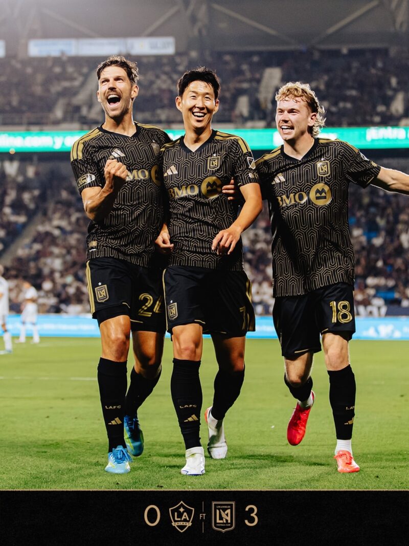 ソン・フンミン、待望のリーグ戦初ゴール!歓喜の「頬キス」にLAFC選手らも祝福の嵐