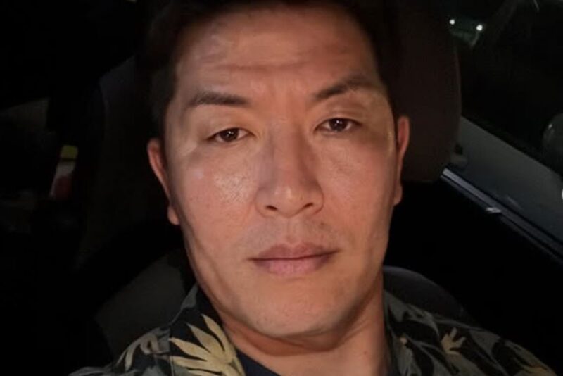 金炳賢、洪明甫擁護論争で1ヶ月ぶり謝罪→「これは力比べ」と賛否両論…サッカーファン激怒