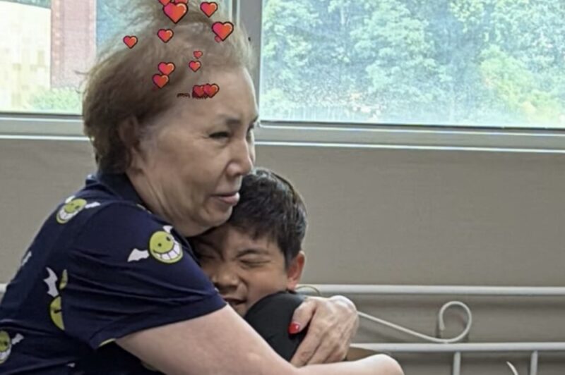 認知症のアン・ソニョン母、孫の顔はすぐに認識も娘の顔はぼんやり…「時間かかった」