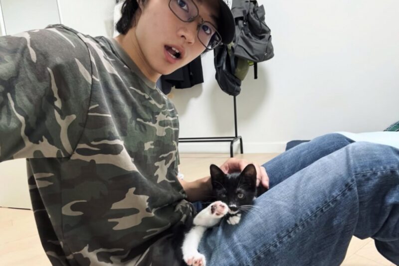 「あの男誰?」…ジェニーが投稿した1枚の写真に熱愛説→コラボ説まで浮上、ネット騒然