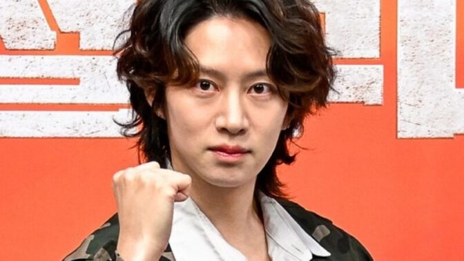 SUPER JUNIORヒチョル、過去の挨拶無視を認め反省「僕のせいでSMにマナー授業ができた」