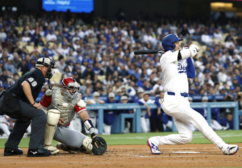 「ハーフスイング」判定が劇変?MLB導入検討のチャレンジ制度、日韓ファンも驚く「135度基準」の全貌