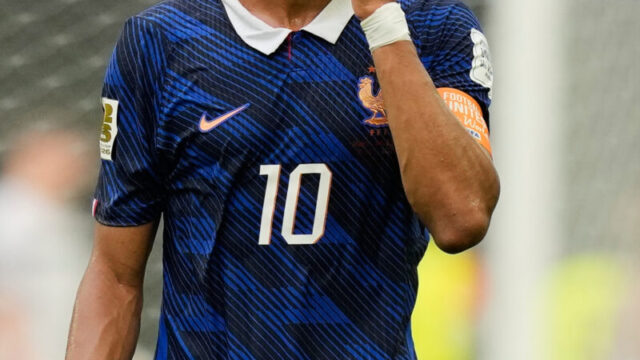 「W杯無冠」でもエムバペがバロンドール最有力！？スペイン優勝のロドリを抑えて支持率1位になった“驚きの理由”とは