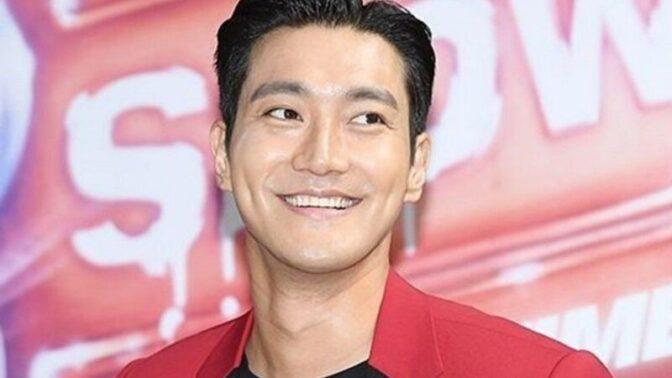 SUPER JUNIORチェ・シウォン、再選挙デモ動画に太極旗を投稿し注目集まる「韓国国民として誇りに思う」
