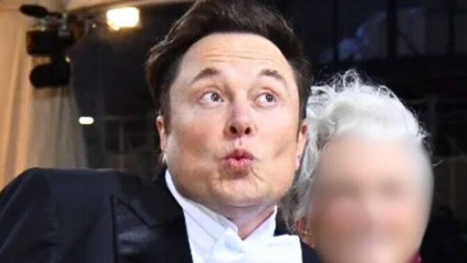 イーロン・マスクがノーラン監督新作『オデッセイ』を猛批判！「ギリシャ国民への侮辱」と人種差別論争へ
