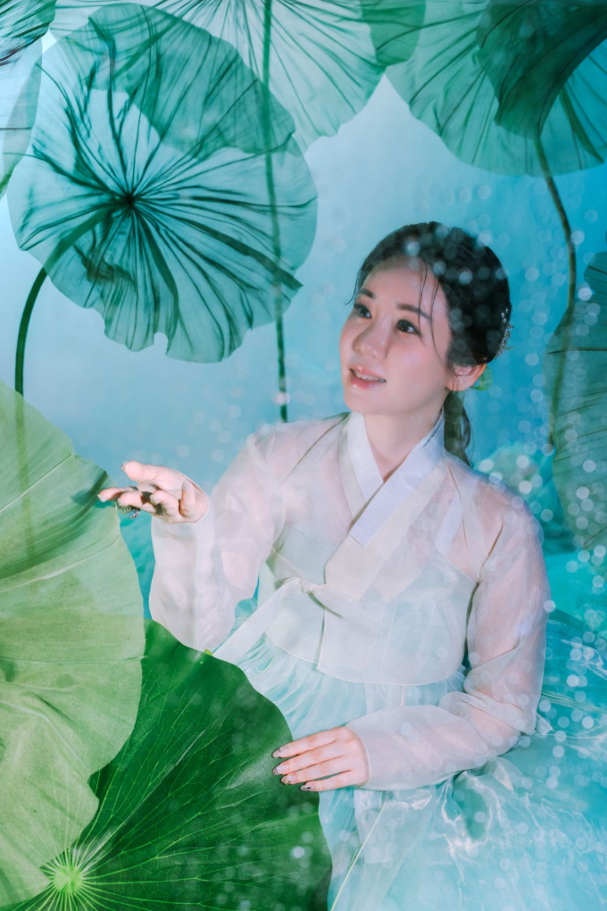 【韓国画家キム・ヒョンジョンの肖像㉓】自分だけの夜を堂々と楽しむ「一人焼肉」の美学
