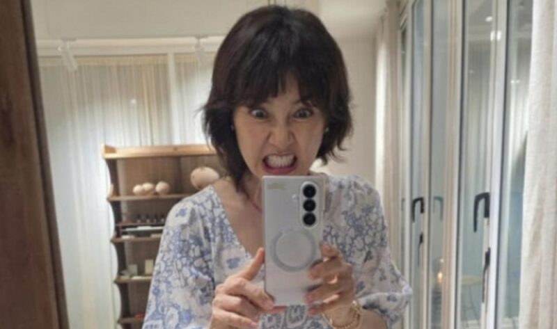 シン・エラ、大胆イメチェンに夫チャ・インピョがまさかの反応！？「チャッキーみたい」で夫婦の仲良しぶりが話題に