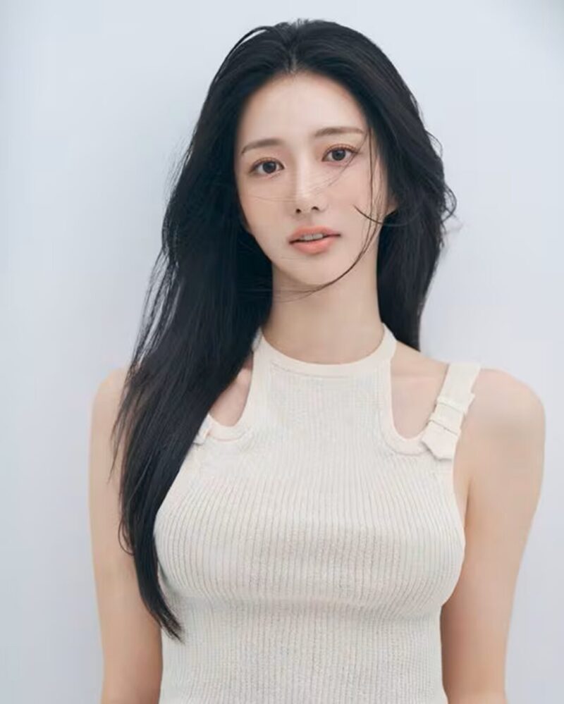 美しすぎる女優、所属事務所社長が車を置き去りにし駆け寄ってキャスティング