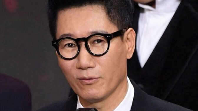 「60歳」チ・ソクジン、突然の報告にファン騒然