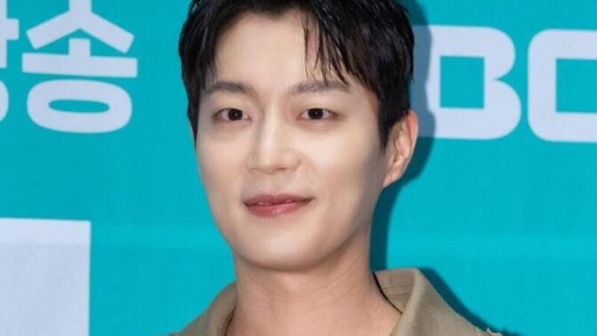 ユン・ドゥジュン、存在感を発揮…放送界が熱視線