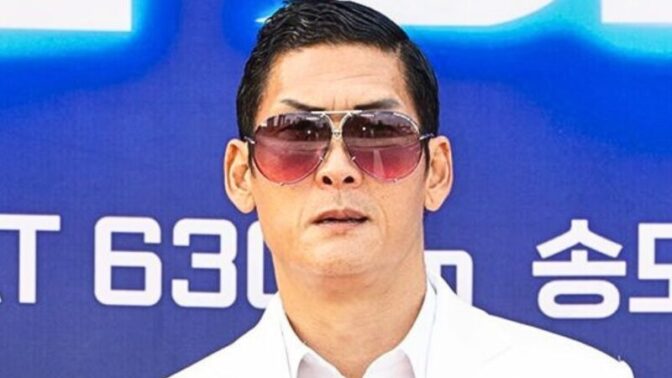 「心臓発作かと…」godパク・ジュニョン（57）、サプリ過剰摂取とコロナ自粛生活で「不整脈」の診断を告白。ビタミン数値は一般人の10倍に