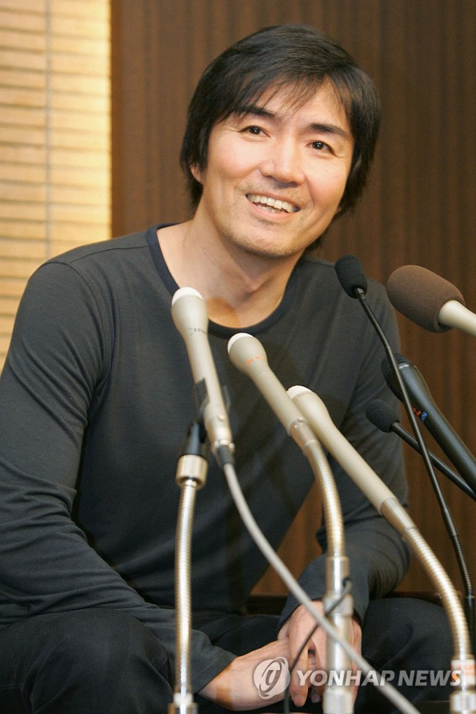 「日本推理小説の巨匠」東野圭吾さん、闘病の末に死去