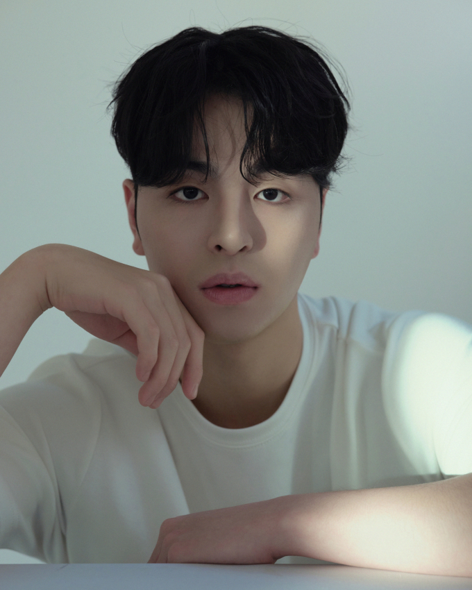 iKONク・ジュンフェ、8月11日現役入隊へ