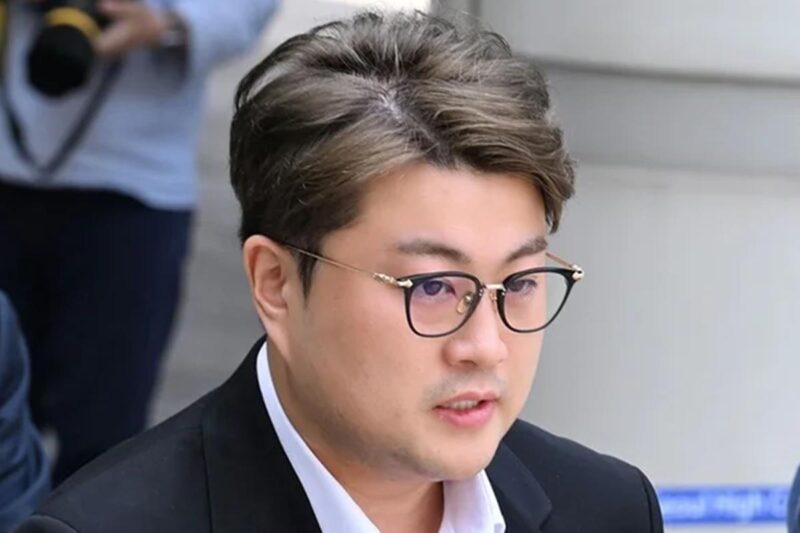 キム・ホジュン、出所後…縁ある人物との「同行」を発表