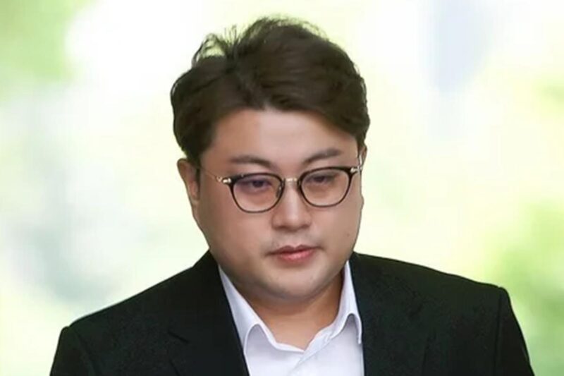 キム・ホジュン、出所後…縁ある人物との「同行」を発表