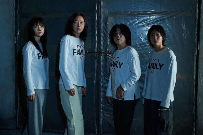 千万ヒットのチートを使った忠武路クイーンたちの血みどろアンサンブル！公開前から話題沸騰の韓国映画