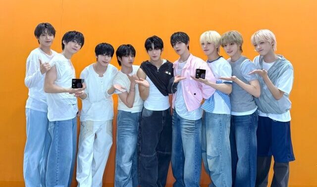 AHOF、『K-POPアップ・チャートショー』で4冠達成！「ポハと幸せな思い出を作れて嬉しい」