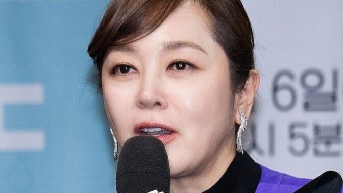 イ・スンヨン、結婚18年目で初告白…波紋広がる