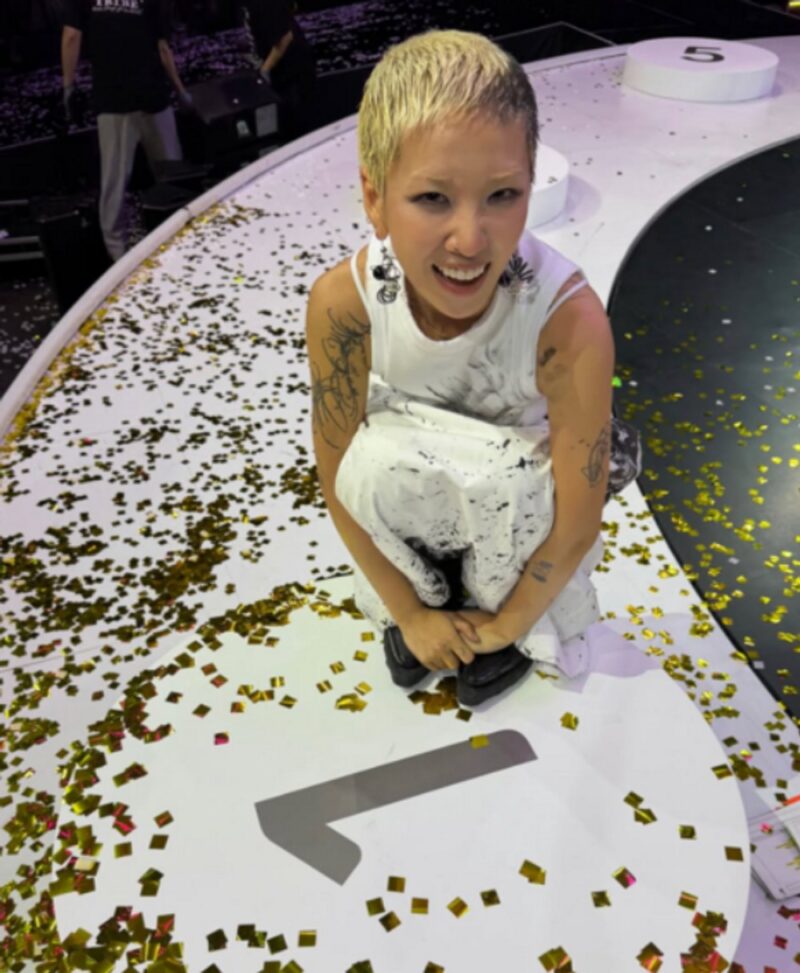 「キルイット」優勝キム・ナラ、8年熱愛の同性パートナーと結婚「多くの祝福のなかへ」