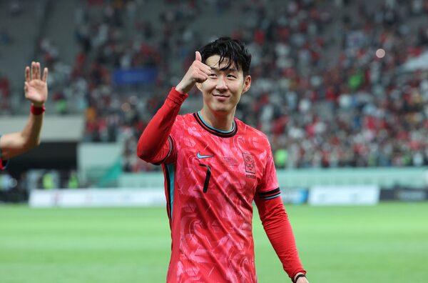 ソン・フンミン、独占インタビューで語る「韓国サッカーの未来を背負う責任感…喜びと重圧を感じる」
