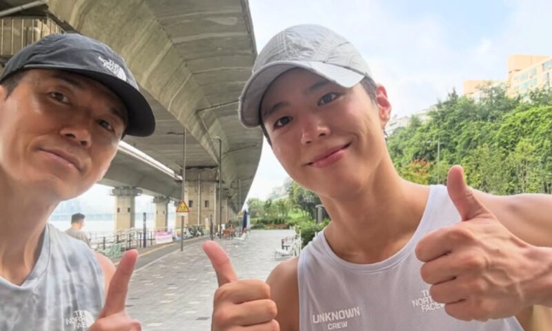 ショーン、20歳年下のパク・ボゴムと早朝ランニング！「10kmおしゃべりラン」で魅せる極上のブロマンス