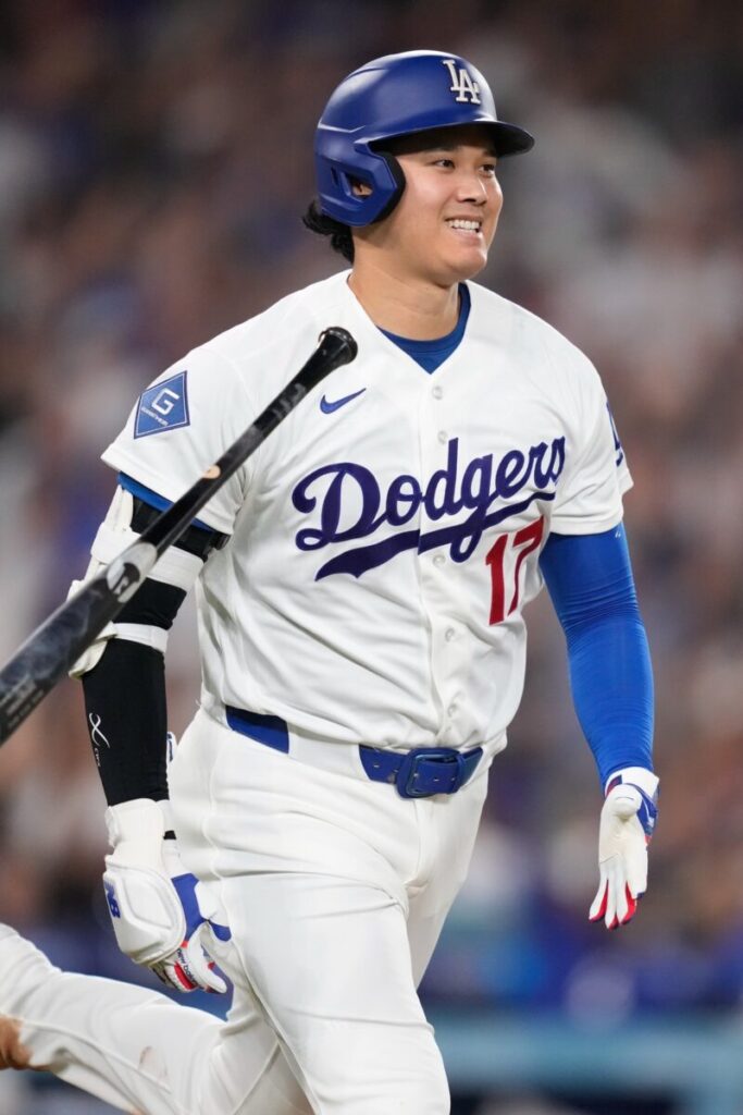 大谷翔平、異例のホームランボール回収！その裏にあった「愛息の初観戦」という感動のストーリー