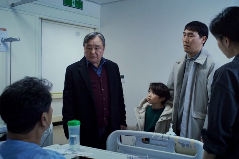 公開前から2冠を獲得した映画『物心がつく頃』のティザーポスター