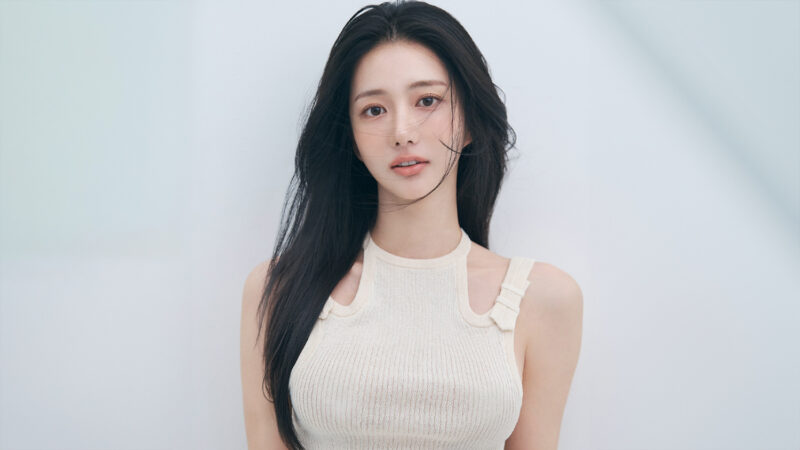 裁判官の父と夫持つ女優、出産後25kg減量してガールズグループデビュー