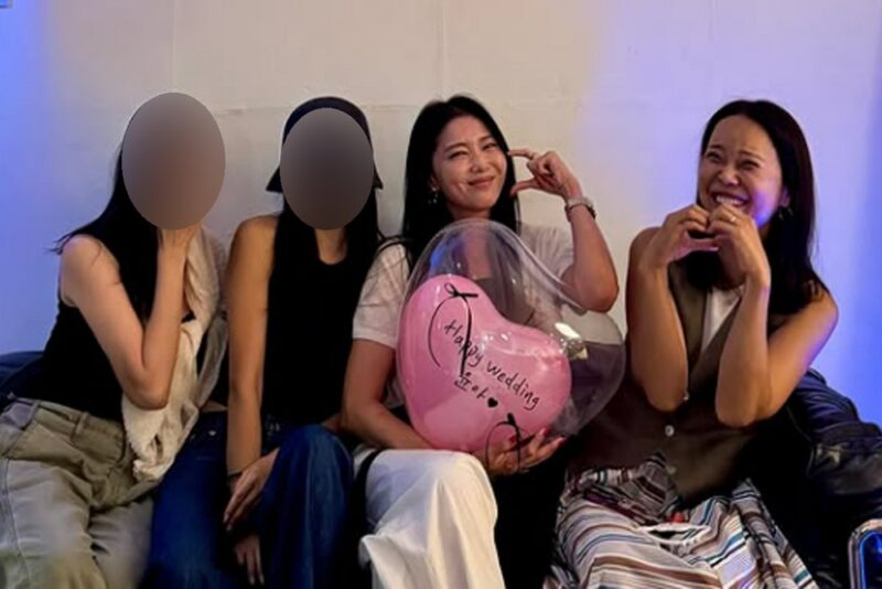 「再婚」オ・ユナ、息子と共に迎えたブライダルシャワーの様子を公開…「愛する人たち、本当にありがとう」