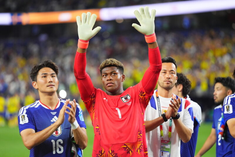 【独占】PSG、イ・ガンインに続き日本代表GK獲得へ！鈴木彩艶に550億ウォンの公式オファーで争奪戦リード