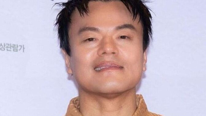 「青瓦台入り」パク・ジニョン、緊急ニュース…