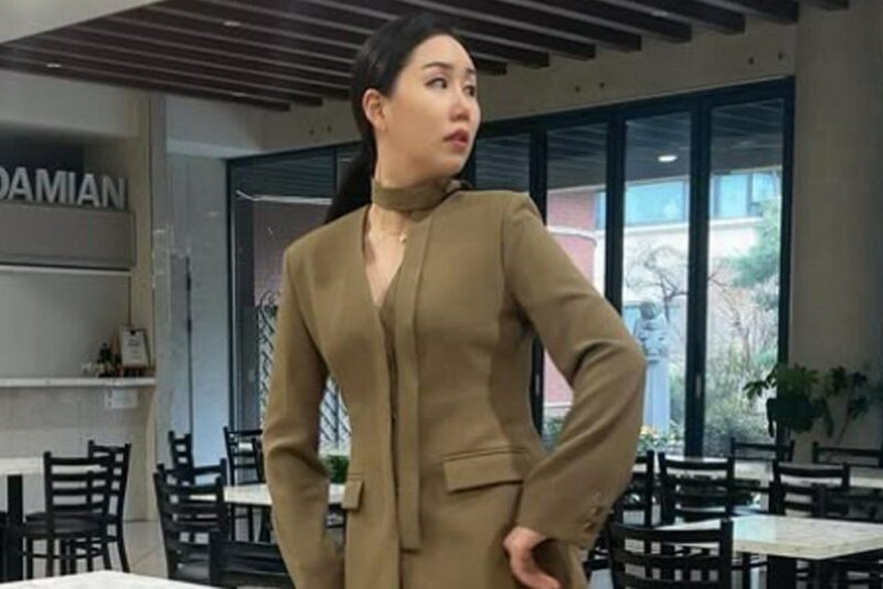 「息もできないほど」…“三つ子ママ”ファン・シニョン、痔の手術3週間後に「腸ねじれ」→またも救急搬送