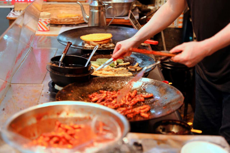 「文句を言いながらも結局買っちゃう」ソウルで食べるべき絶品おやつベスト7
