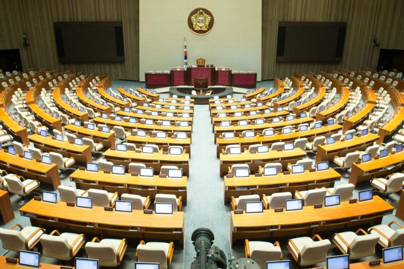 国会、光復節を控え決断…「公式発表」へ