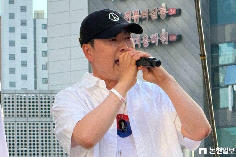 国民の力、内紛で「戦時状態」に…相次ぐ辞任表明