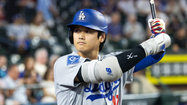 ポストシーズンを見据えて…大谷翔平がキャッチボール再開！最長30メートルの投球で復帰へ一歩前進