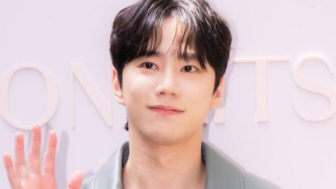 イ・ジュニョン、軍入隊後にまさかの展開…男性との「妙な関係」に注目