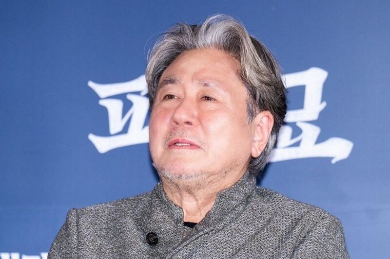 「64歳」チェ・ミンシク、急報に韓国映画界が騒然