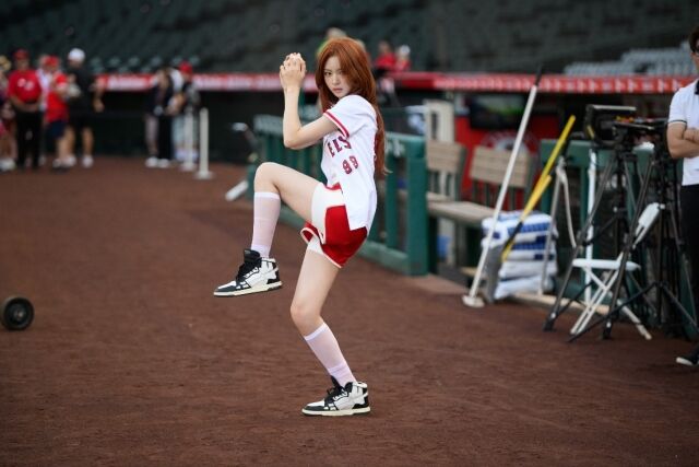キキ、デビュー2年でMLB入り…年俸490億ウォンのマイク・トラウトとツーショット