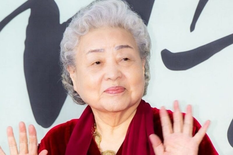 「敗血症で生死を彷徨った」名優カン・ブジャ、息子を想い涙…結婚59年の意外な夫婦生活も告白