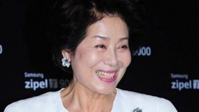 宣宇龍女、40年ぶりの再会に…思わず「涙」