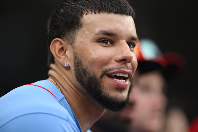 MLBデビュー戦で3打席連続本塁打　カージナルスのバエズが史上初の快挙