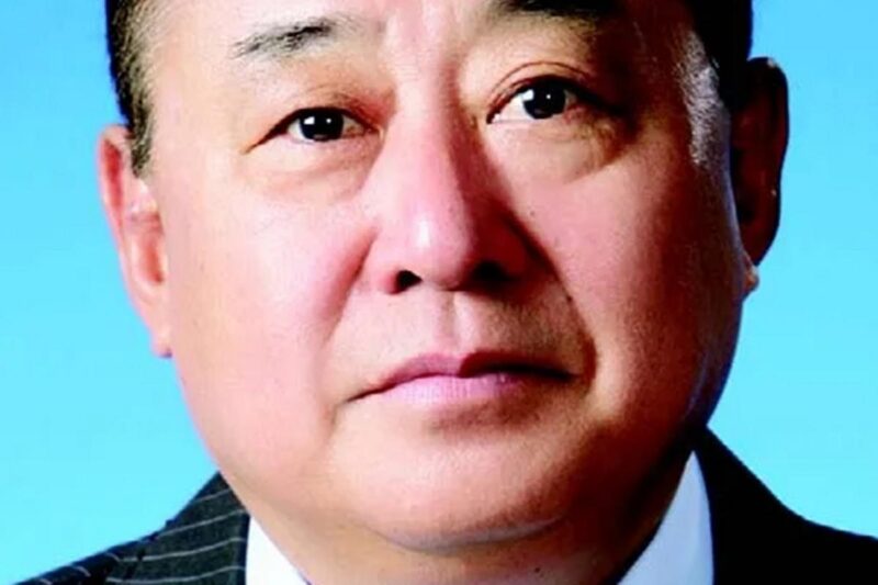イ・ビョンチョルさん、脳出血で死去…追悼の声が止まない