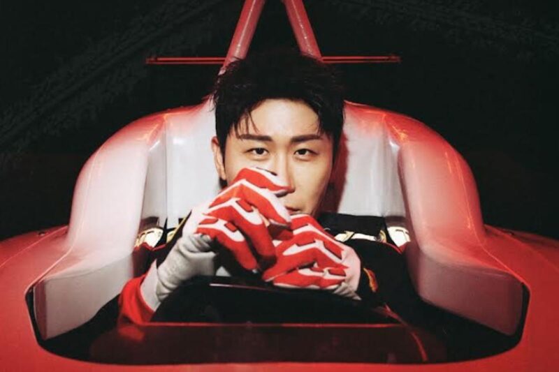 歌手ヨンタク、速報にファン歓喜…「YOUNGBLUES」熱狂の渦