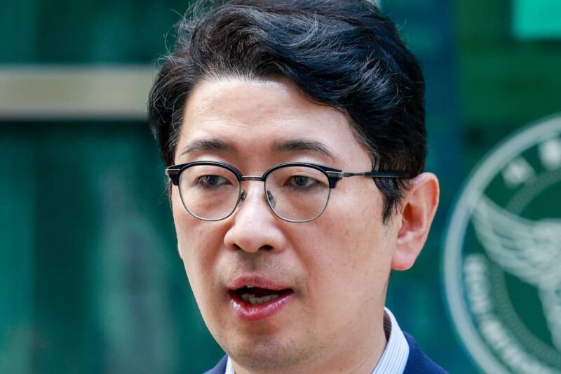 「就任後すぐに脅迫が…」キム・ミンソク、抗議デモに直面