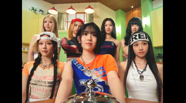 JYPの新星OURBIRTHDAY、デビュー曲「SQUEEZY」で爽やか&パワフルな旋風を巻き起こす