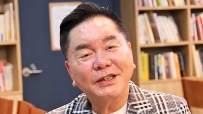 『D-WAR2』は製作完了ではなかった？シム・ヒョンレ監督が謝罪と訂正「脚本のみ完成、2年後に公開予定」…Netflixでの大ヒットで再び注目